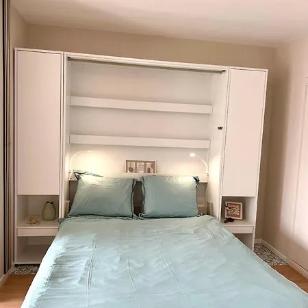 K Sunrise Apartament *